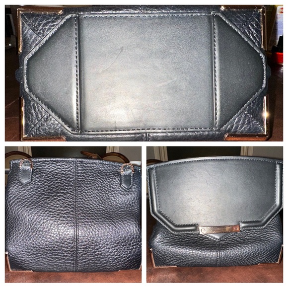 Alexander Wang Prism Crossbody in Black Leather with Rose Gold Accents - Picture 5 of 8